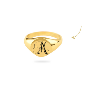 Monogram Round Signet Ring 18K Forgyldt