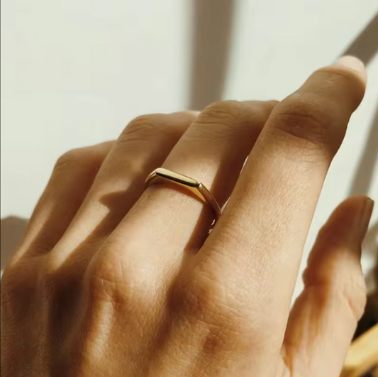 Personal Thin Signet Ring 18K Forgyldt