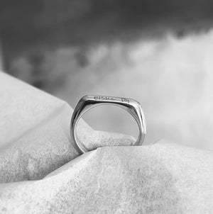 Personal Thin Signet Ring Sølv