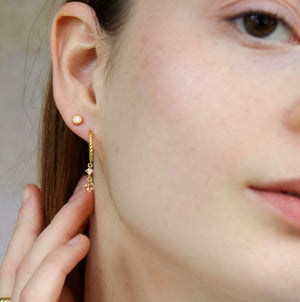 Single Aia Ørering 18K Forgyldt